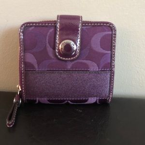 NWOT Coach Signature Stripe 3 Color Small Wallet